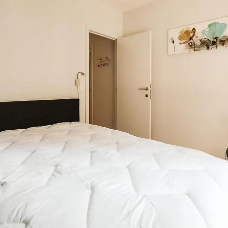 Apartment Stunning In With Wifi Ostend